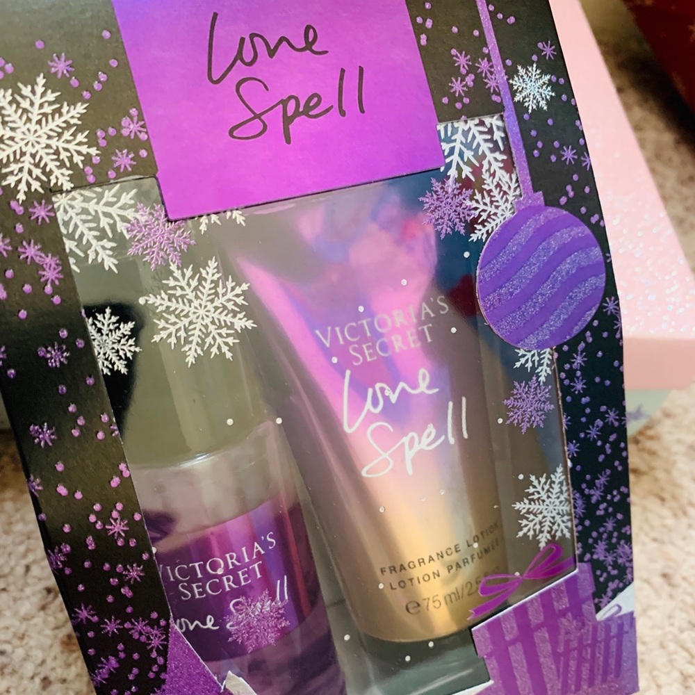 Brand new Victoria Secret